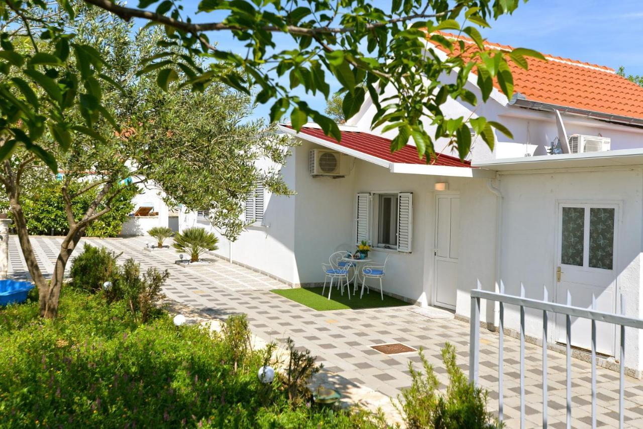 House Vidamo - Vacation Home With Swimming Pool Mala Cista Esterno foto